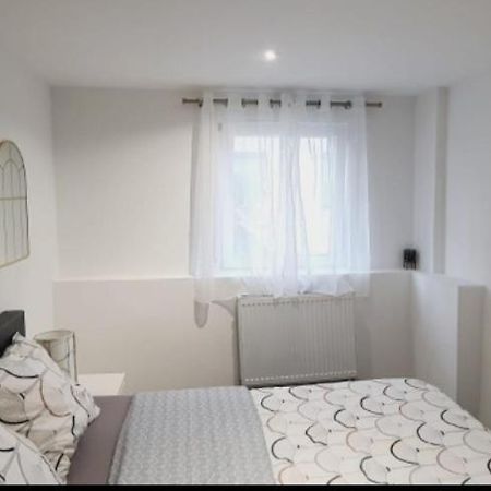 Апартаменты Schone 2 Zw In Sindelfingen - Maichingen *Daimler Экстерьер фото