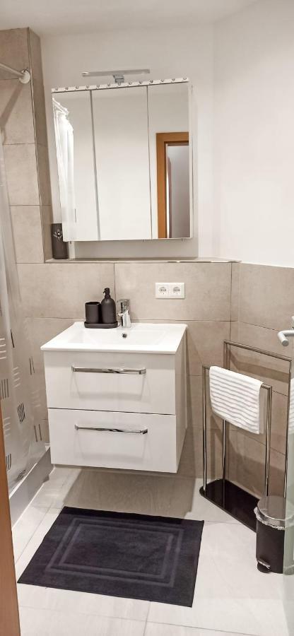 Апартаменты Schone 2 Zw In Sindelfingen - Maichingen *Daimler Экстерьер фото